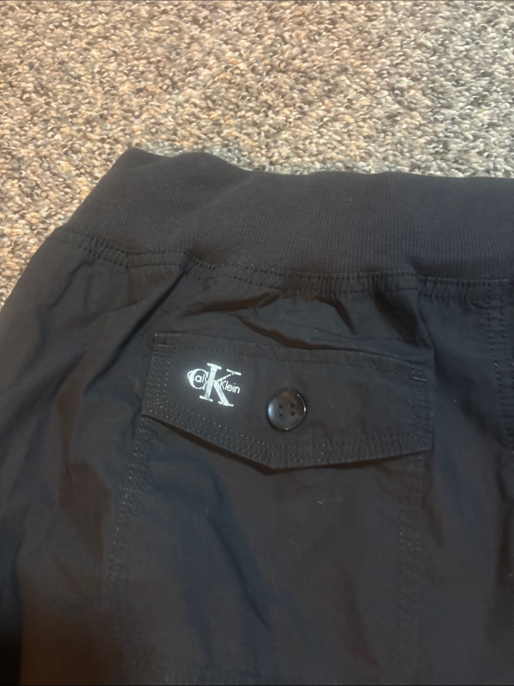 100% cotton Black Cargo Capris with Utility Pockets - Picture 6 of 6